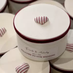 กล่องขนมแต่งงานสไตล์ยุโรปแบบใหม่ กล่องบรรจุขนมงานหมั้นสุดสร้างสรรค์ ทำจากกระดาษ ใช้เป็นของที่ระลึก ของขวัญตอบแทน หรือกล่องขนมบนโต๊ะ
