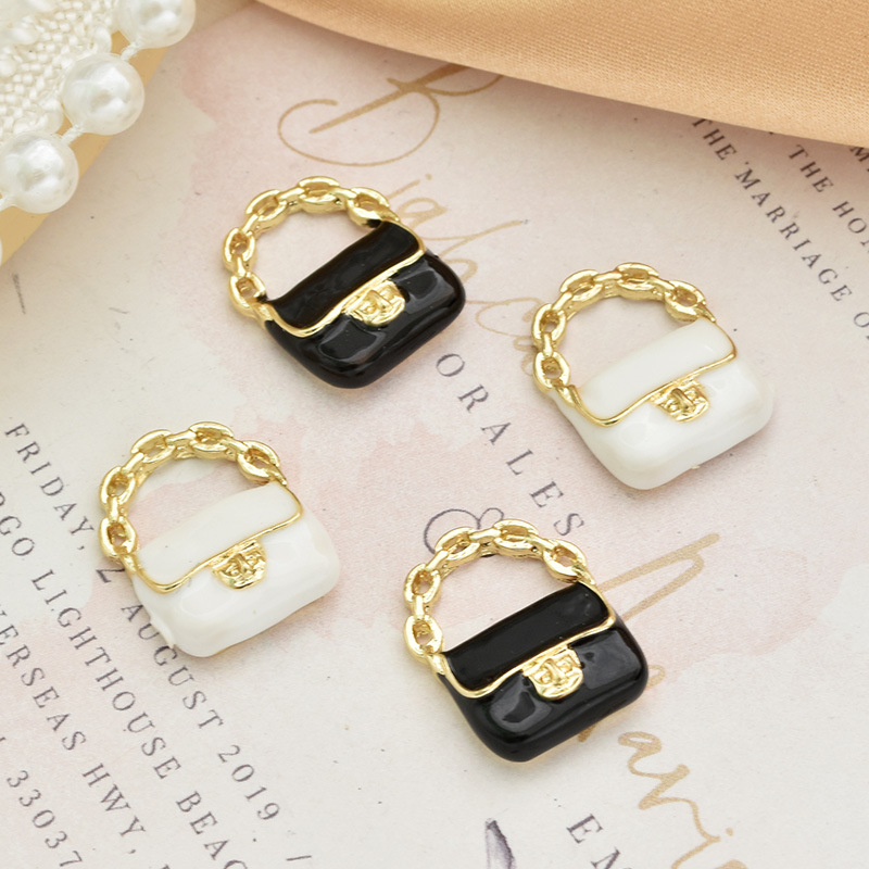 10 Pcs/package Simple Style Bag Alloy Enamel Pendant Jewelry Accessories display picture 4