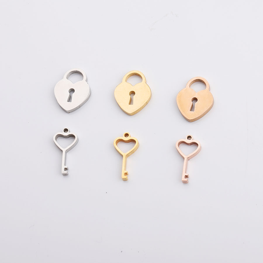 DIY Jewelry Accessories Classification 1 Piece 304 Stainless Steel PVD Coated Real Gold Plated Heart Shape Key Lock Pendant DIY Jewelry Accessories