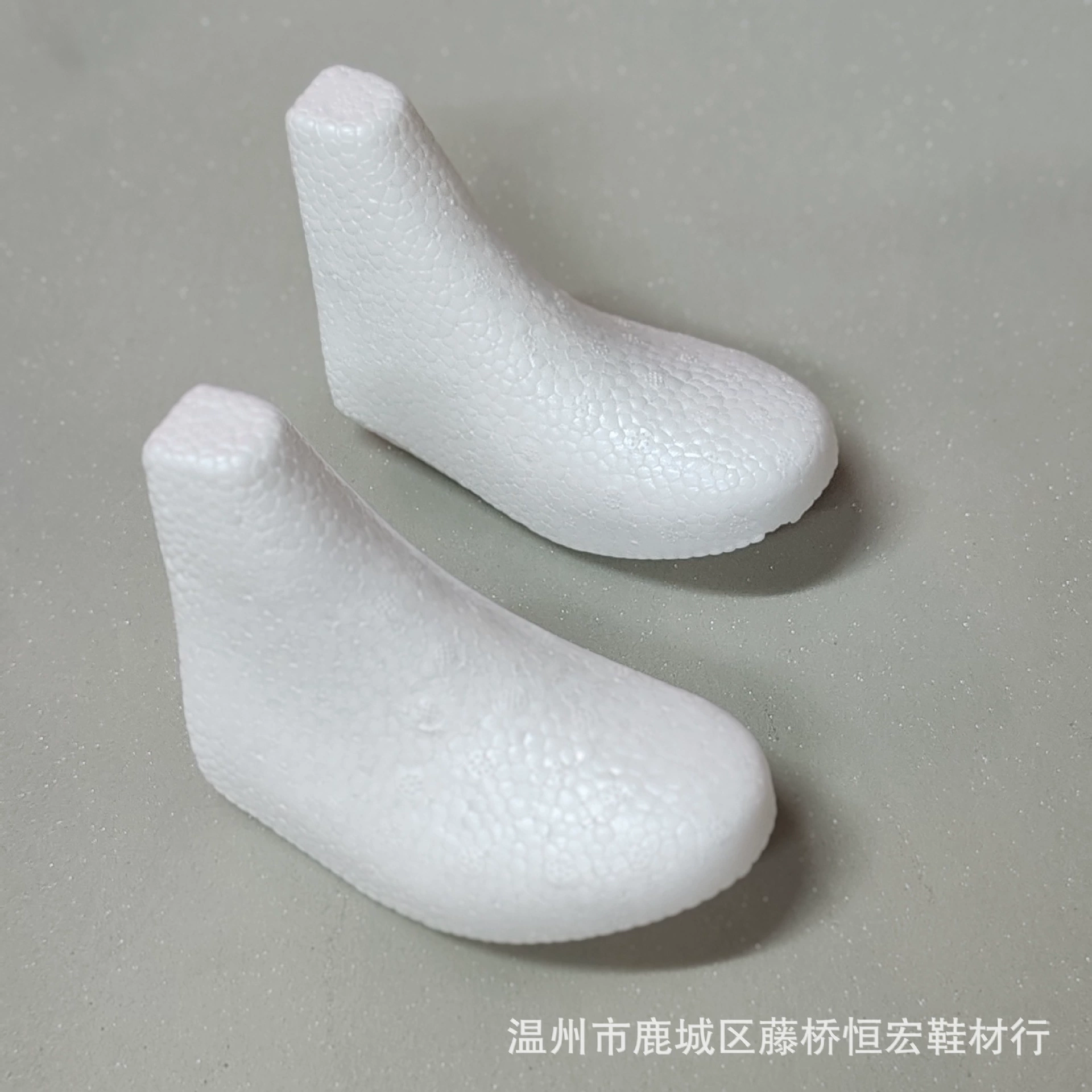 Производитель поставляет новые женские ботинки Martin, подкладка для обуви, пенопластовые носилки для обуви, формирующая носок, пенопластовая форма для ног, подкладка для обуви, последняя обувь