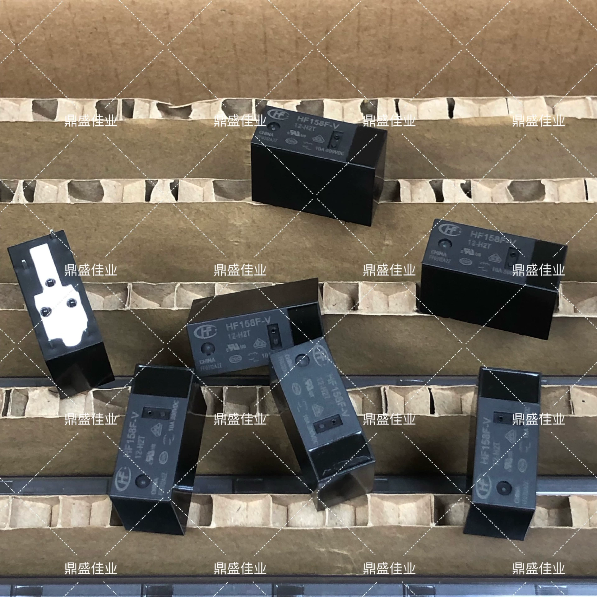 Силовое реле HF158F-V/012-H2T, 12,7x29 мм, 4 цифровых компонента по 12 В