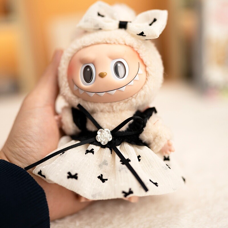ラブブベビー服 ラブブ服 1代目・2代目・3代目ペンダント ガーゼスカート サスペンダースカート 冬用帽子 スカーフ|undefined