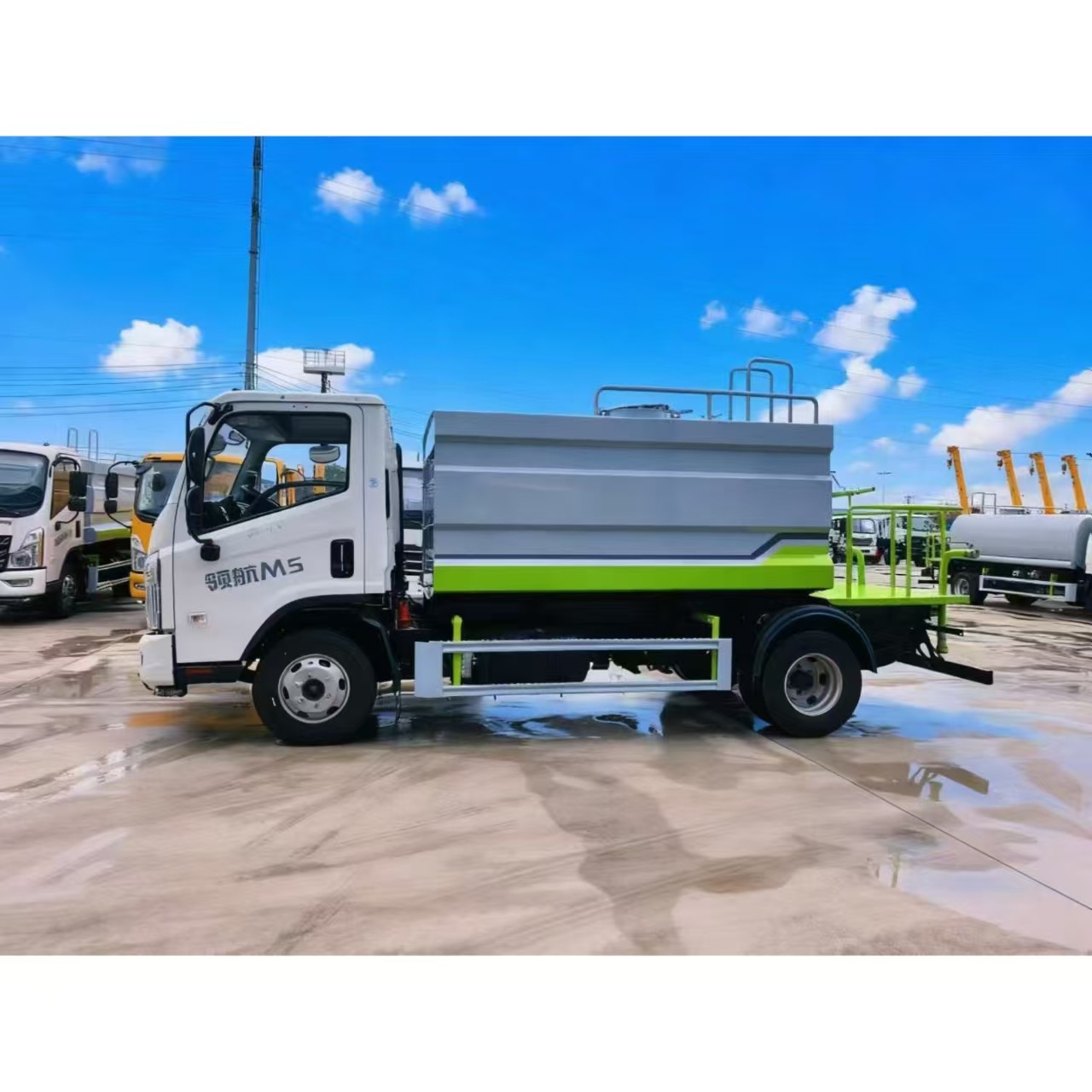 Used Foton Sprinkler Truck 30m Fog Cannon Sprinkler Truck Blue Plate Dust Suppression Sprinkler Truck Manufacturer