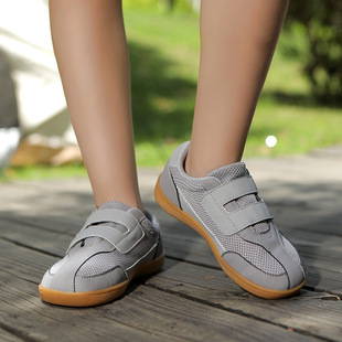 Children's Shoes with Wide Last, Barefoot Shoes, Lightweight Children's Shoes, Boys' Wide-Toe Fashion Flat Sneakers, Breathable Girls' Shoes