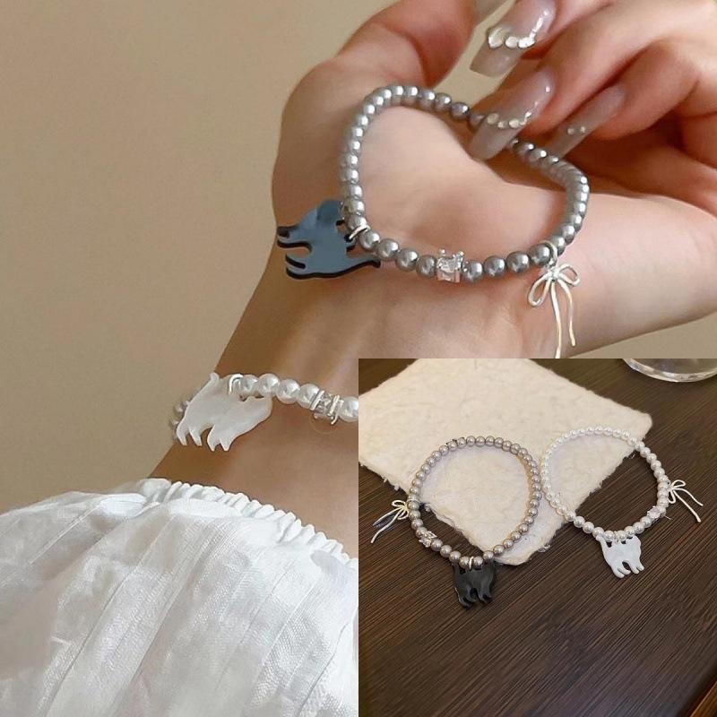 Pendant with bow pearl