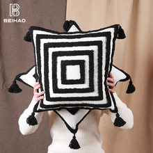 簇绒抱枕套跨境专供现代简约几何条纹客厅沙发黑色刺绣吊穗方靠垫