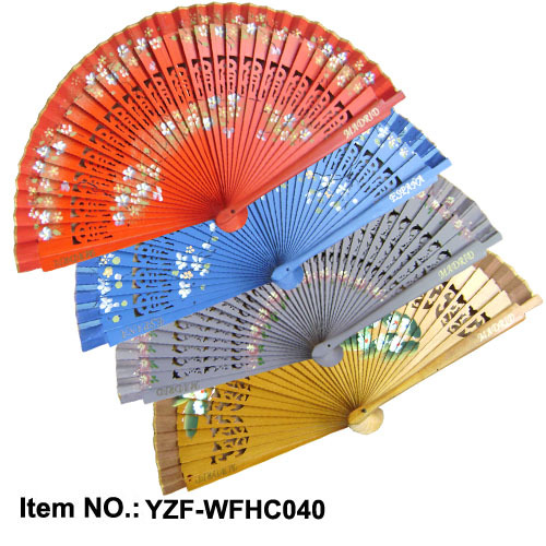 Venta al por mayor fácil apertura y cierre de doble cara hueco modelo español pasarela clásica ventilador plegable bailando ventilador de madera verano femenino