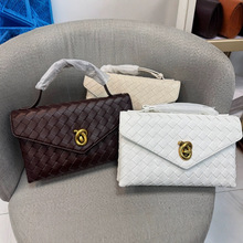 �羳��Ʒ�ٴ��������͹����X�L�ŷ���r�г������İ��μ�б��