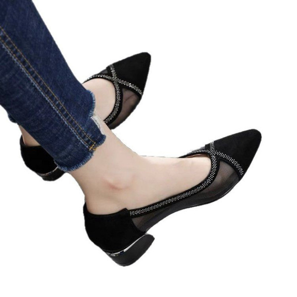Breathable mesh sandals