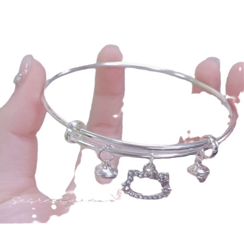 Nuevo pulsera de campana de gatos kt simple y versátil Kitty colgar pulsera deslizante para dar regalo a la novia