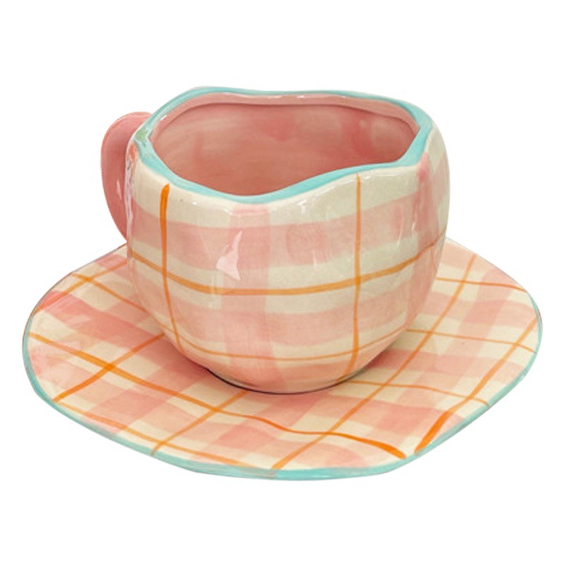 Xinming nuevo estilo fresco retro niña corazón pellizcando a mano taza de café y platillo té de la tarde Taza de cerámica pintada a mano taza de agua a rayas