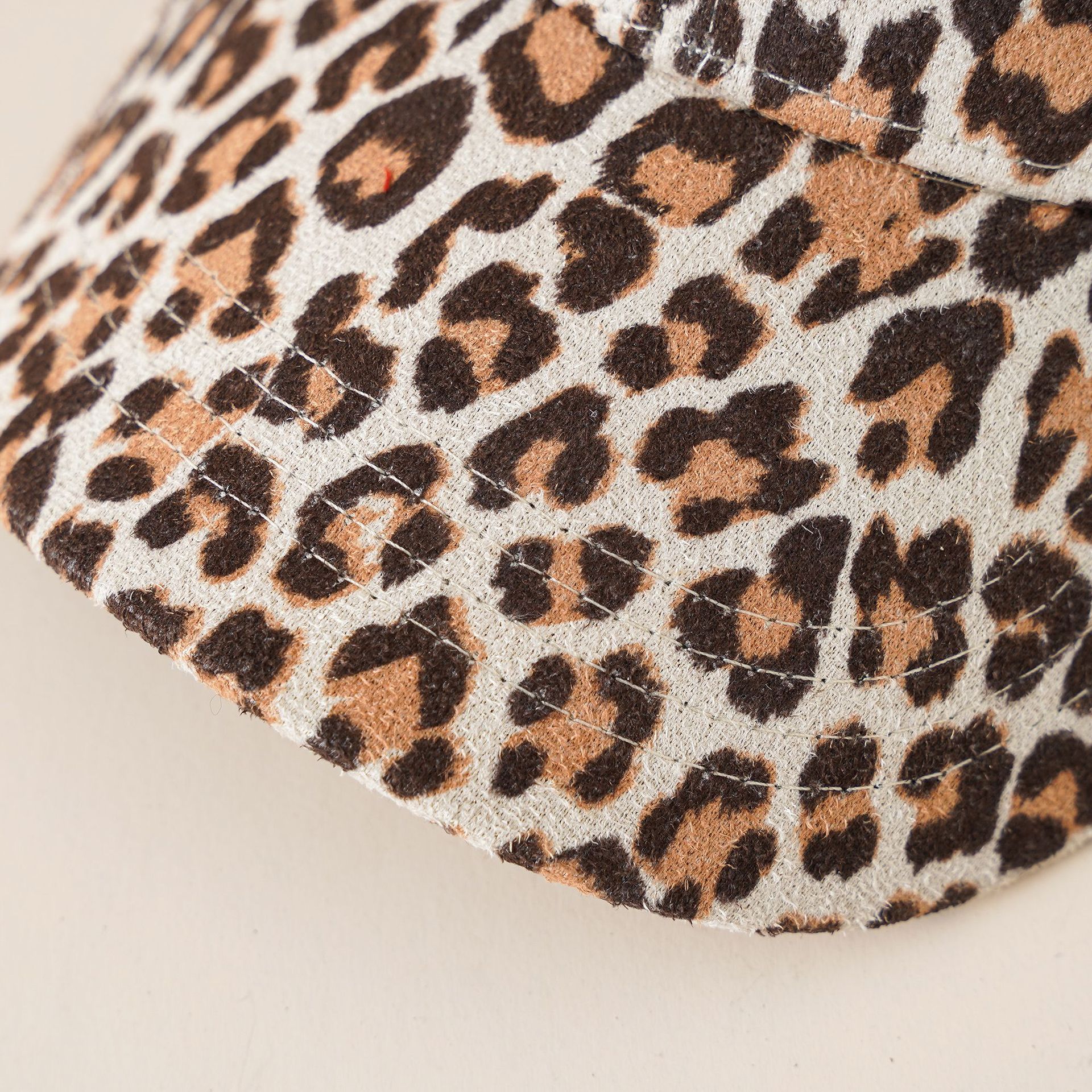 Nueva gorra de béisbol de las mujeres casual neutral europeo y americano leopardo impresión casquillo de verano deportes sol protección sombrero