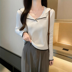 Polo襟のニットの底のシャツの女性2025春の新型の長袖のtシャツのセーターの春の服の上着の春秋の金