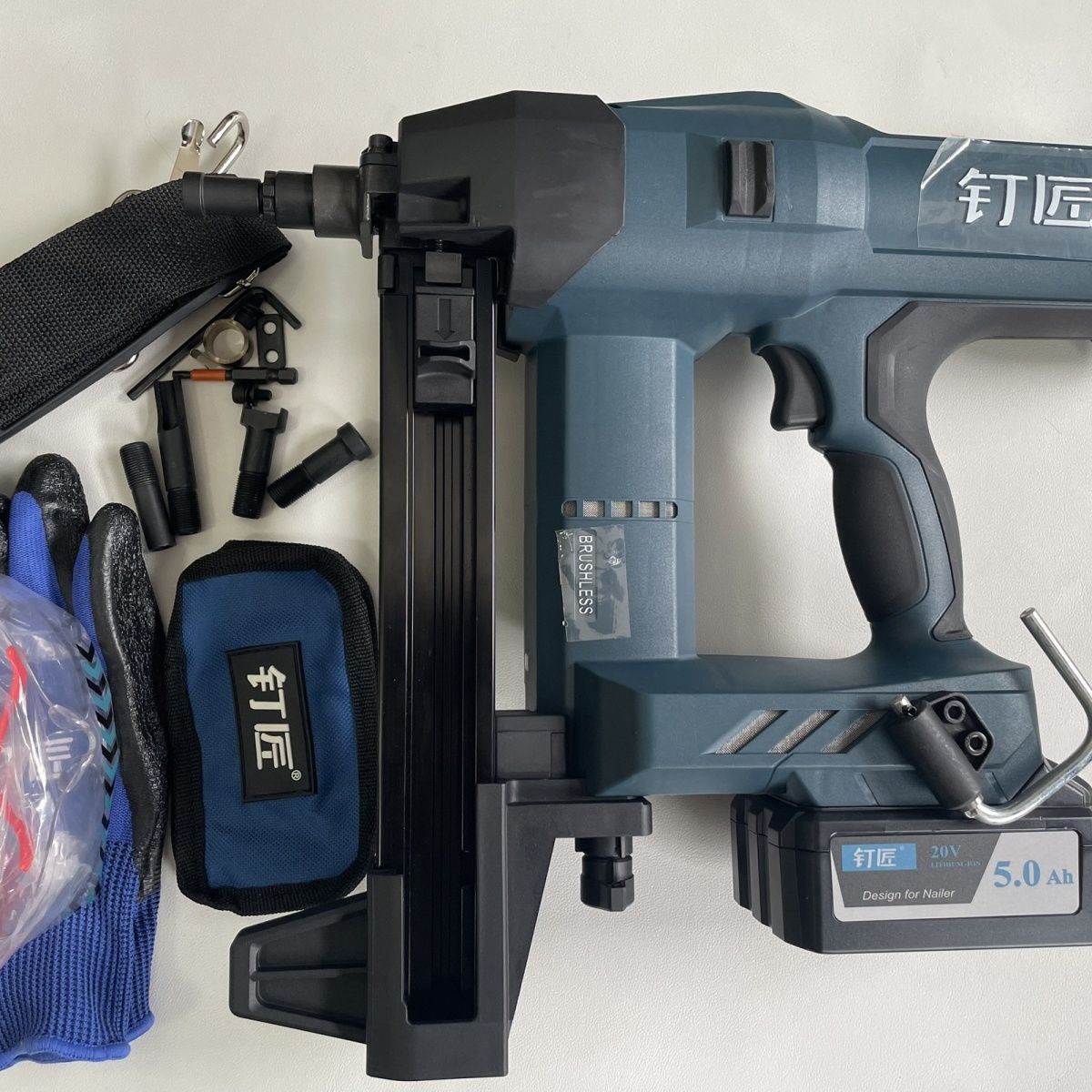 钉匠锂电电动三代打钉枪钢钉专用混凝土多功能瓦斯门窗射钉枪水电