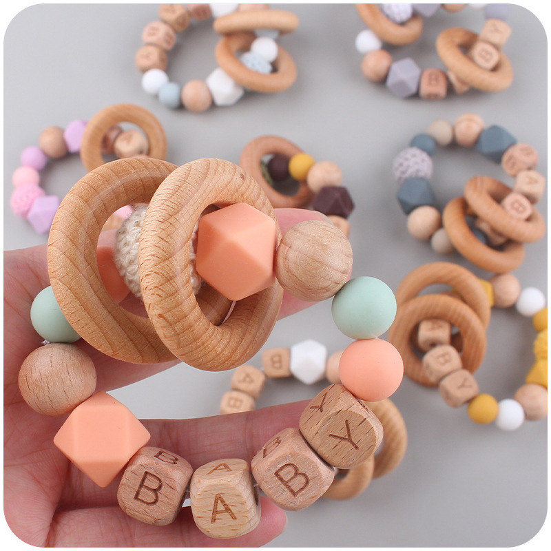 Nuevos suministros para bebés Beech carta DIY nombre calmante bebé cuentas de silicona Beech teether pulsera juguete