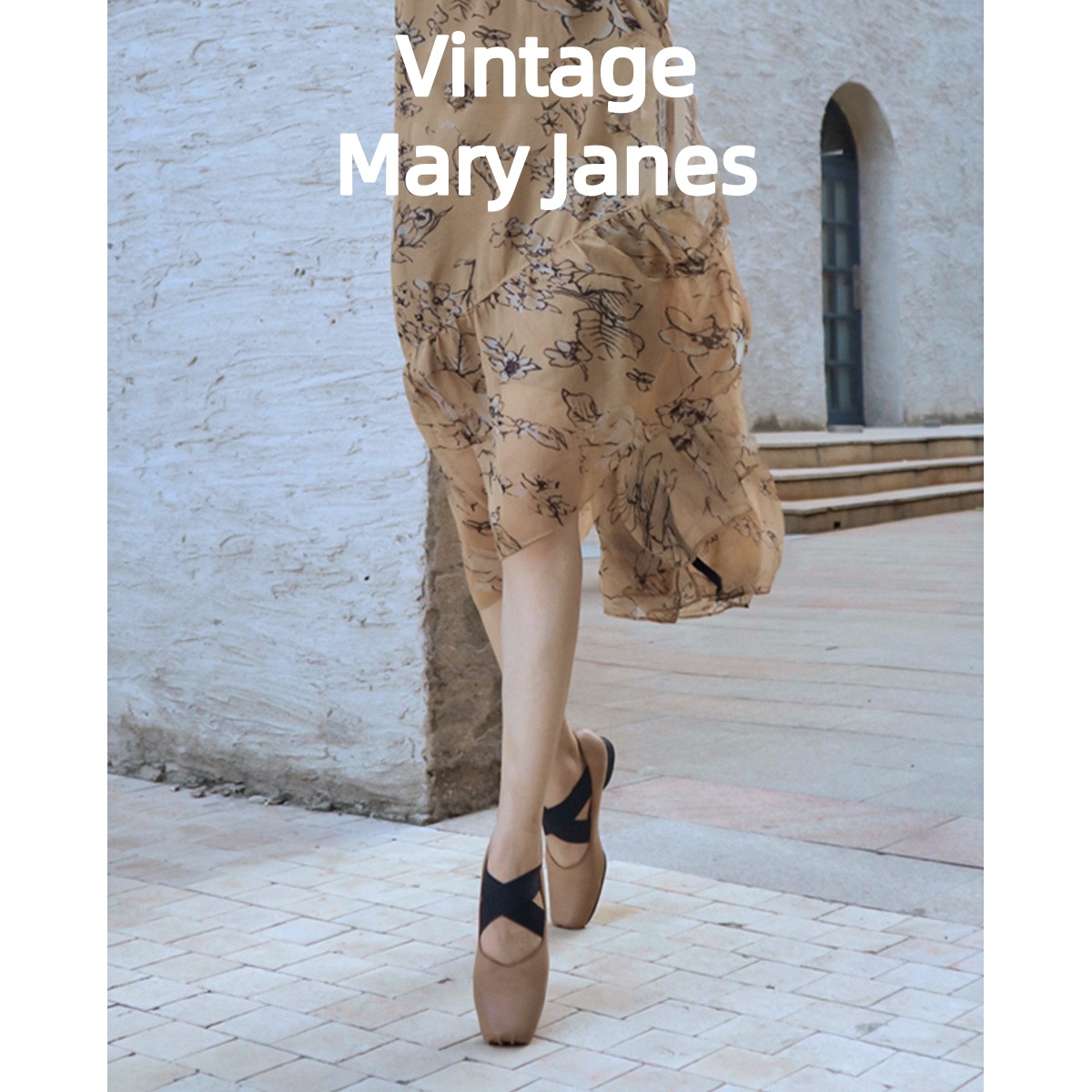 Retro Mary Jane Shoes, Autumn and Winter Flats, Women's Ballet Shoes, Cross-Strap Pig Nose Outer Wear, Square Toe Thick Heel Women's Shoes