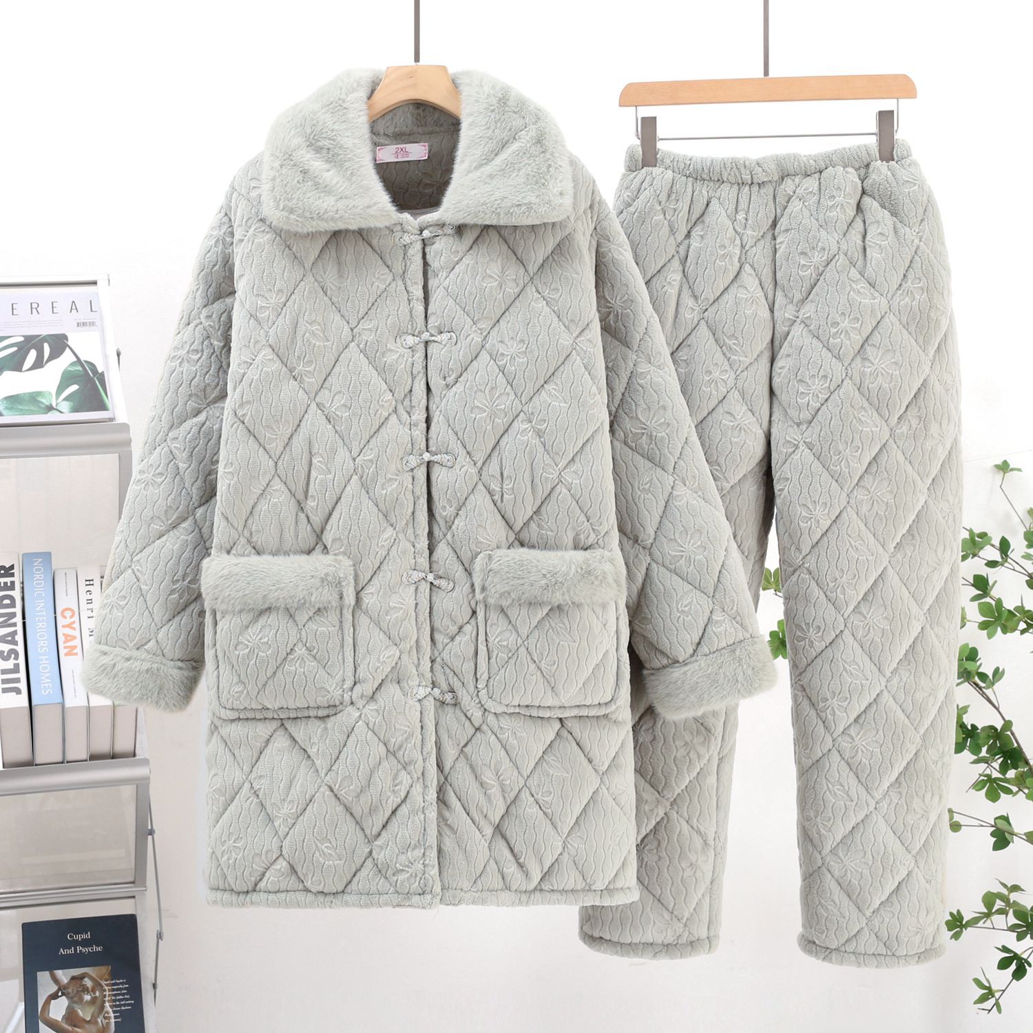 851 mid-length (beige lining) + fur collar + buckle