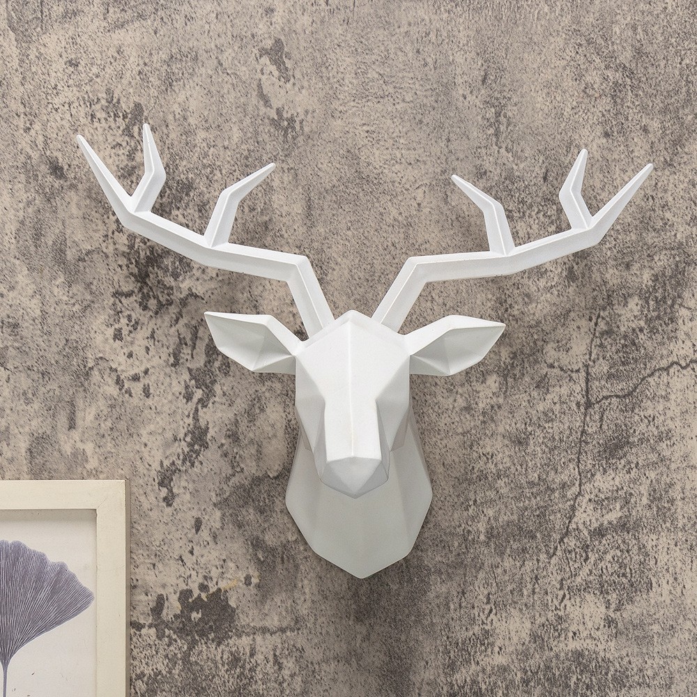 흰색 기하학적 사슴 머리