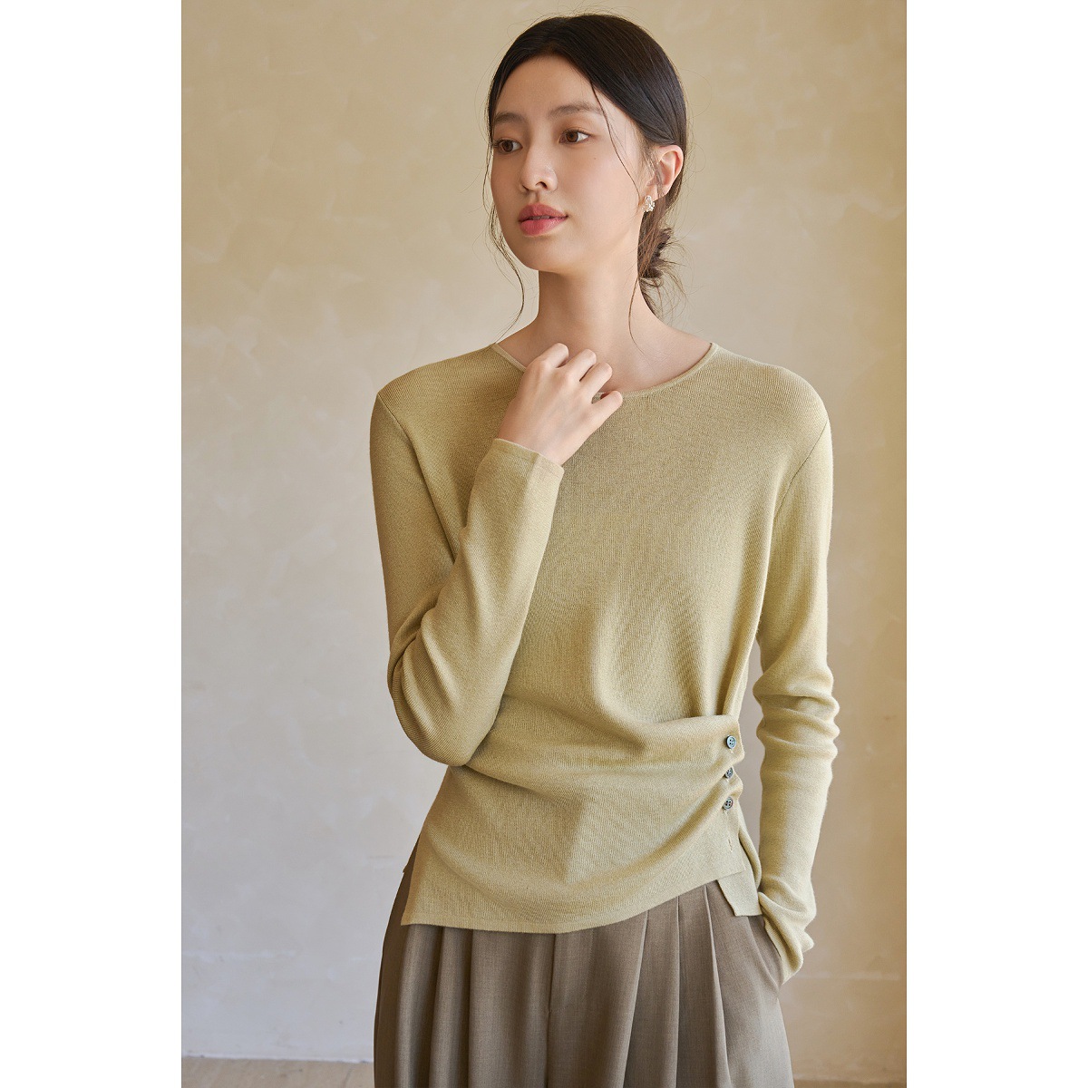 Jansan Worsted Wool Round Neck Asymmetrical Pleated Design Hem Long-Sleeved Bottoming Knitwear for Women