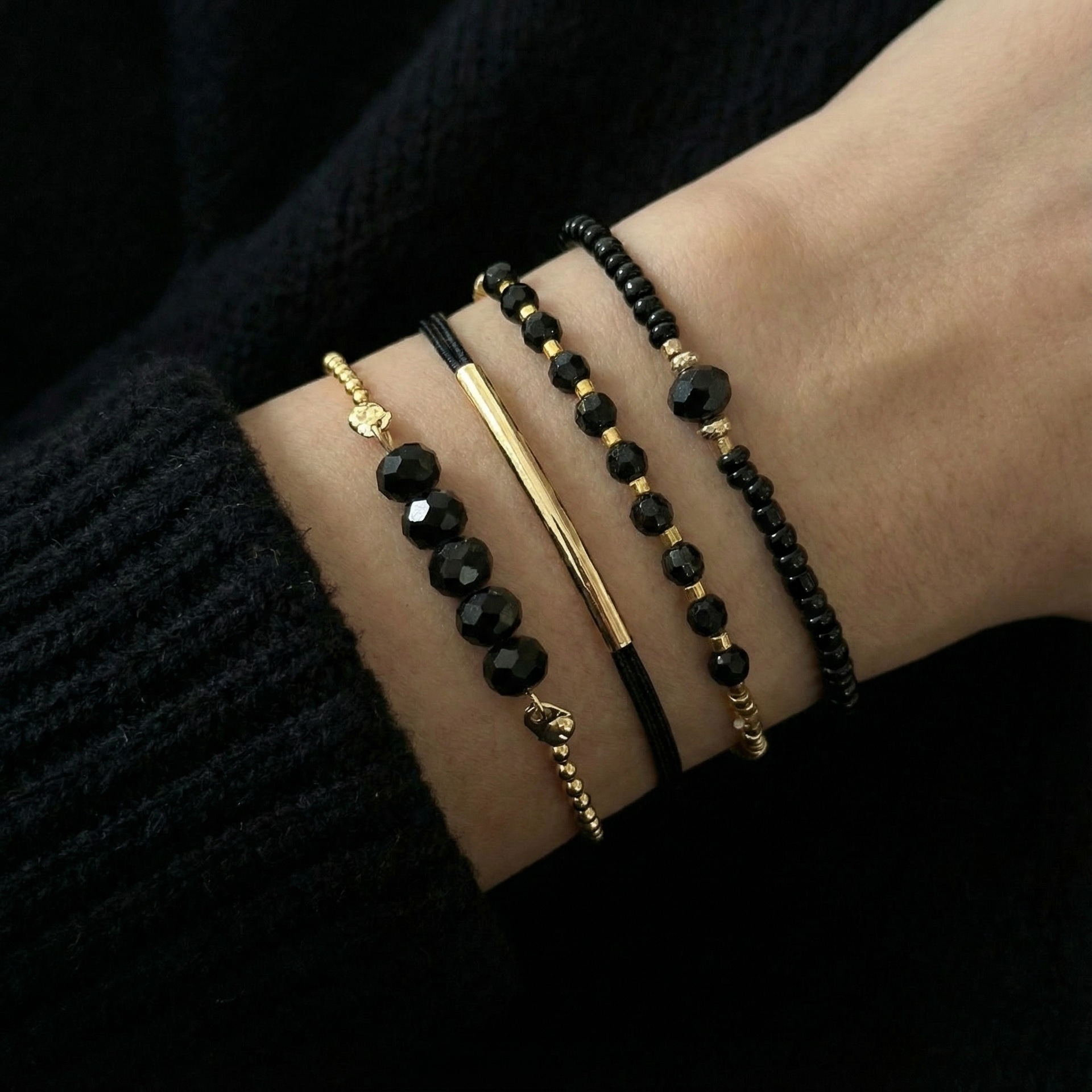 Factory Direct Sales Rice Bead Combination Bracelet Fashionable and Versatile Crystal Rice Bead Curved Tube Bead Rice Bead Braided Bracelet Set