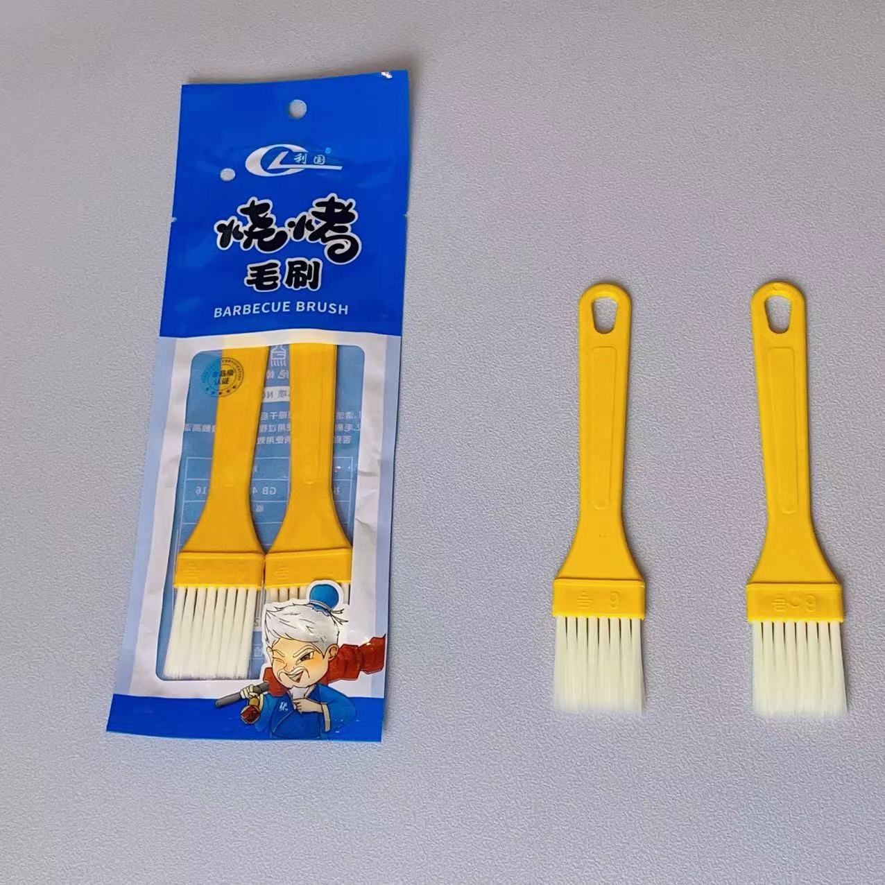 毛を落とさない逸品のブラシはブラシを焼きます。