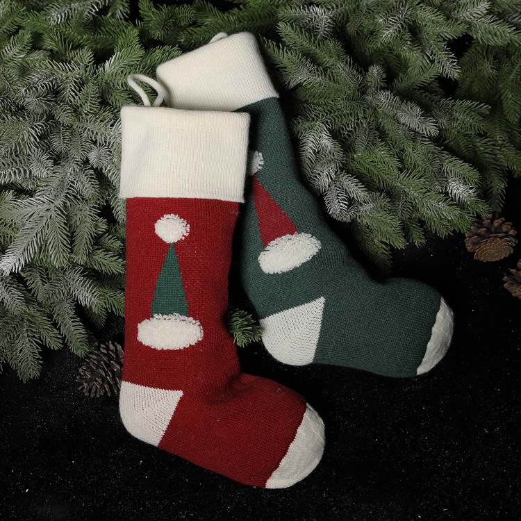 22 Plüsch dekorative gestrickte Socken Anhänger 3D Wolle Weihnachten Hut Geschenktüte_voghion.com