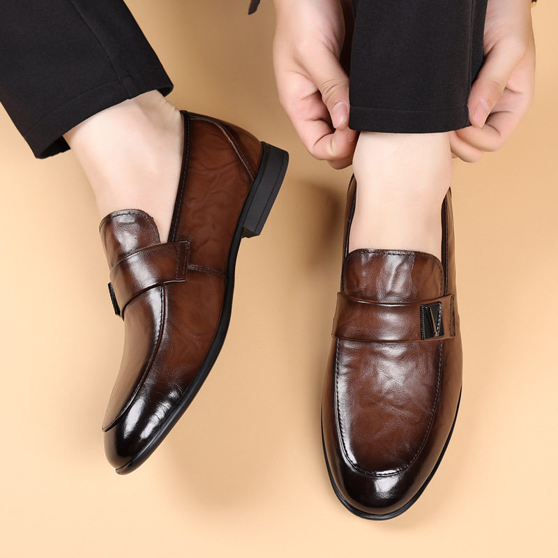 Giày lười nam da bò thật lớp đầu mũi tròn, đế mềm gót thấp 1–3 cm, thoáng khí chống trượt — Màu nâu, màu đen, Đen lót lông
