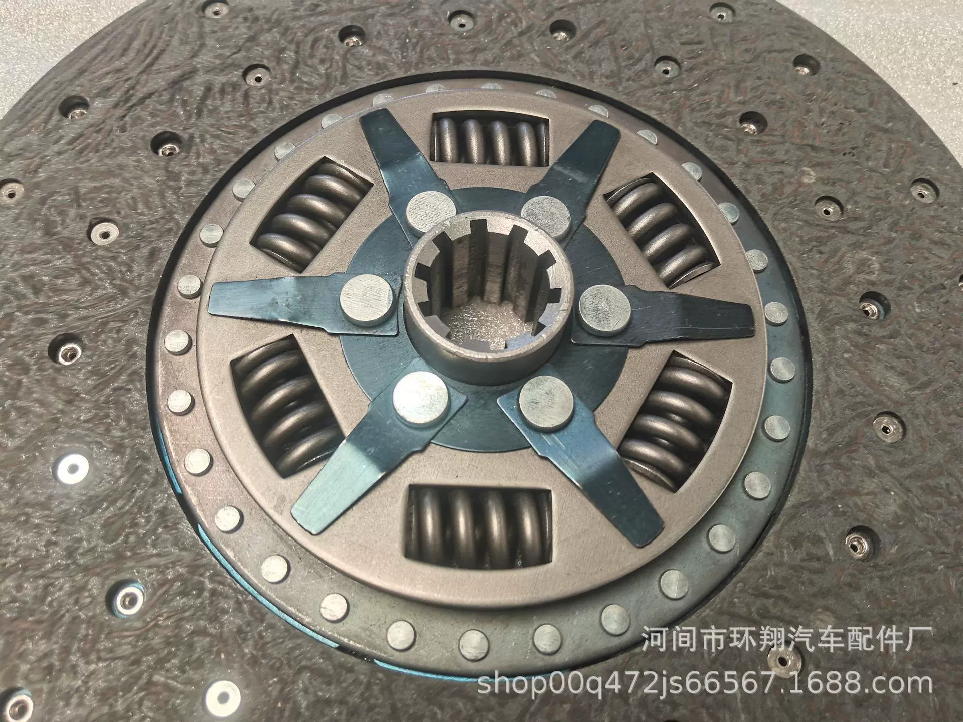 厂家批发奔驰310离合器片减震主离合器片压盘从动盘摩擦离合器片