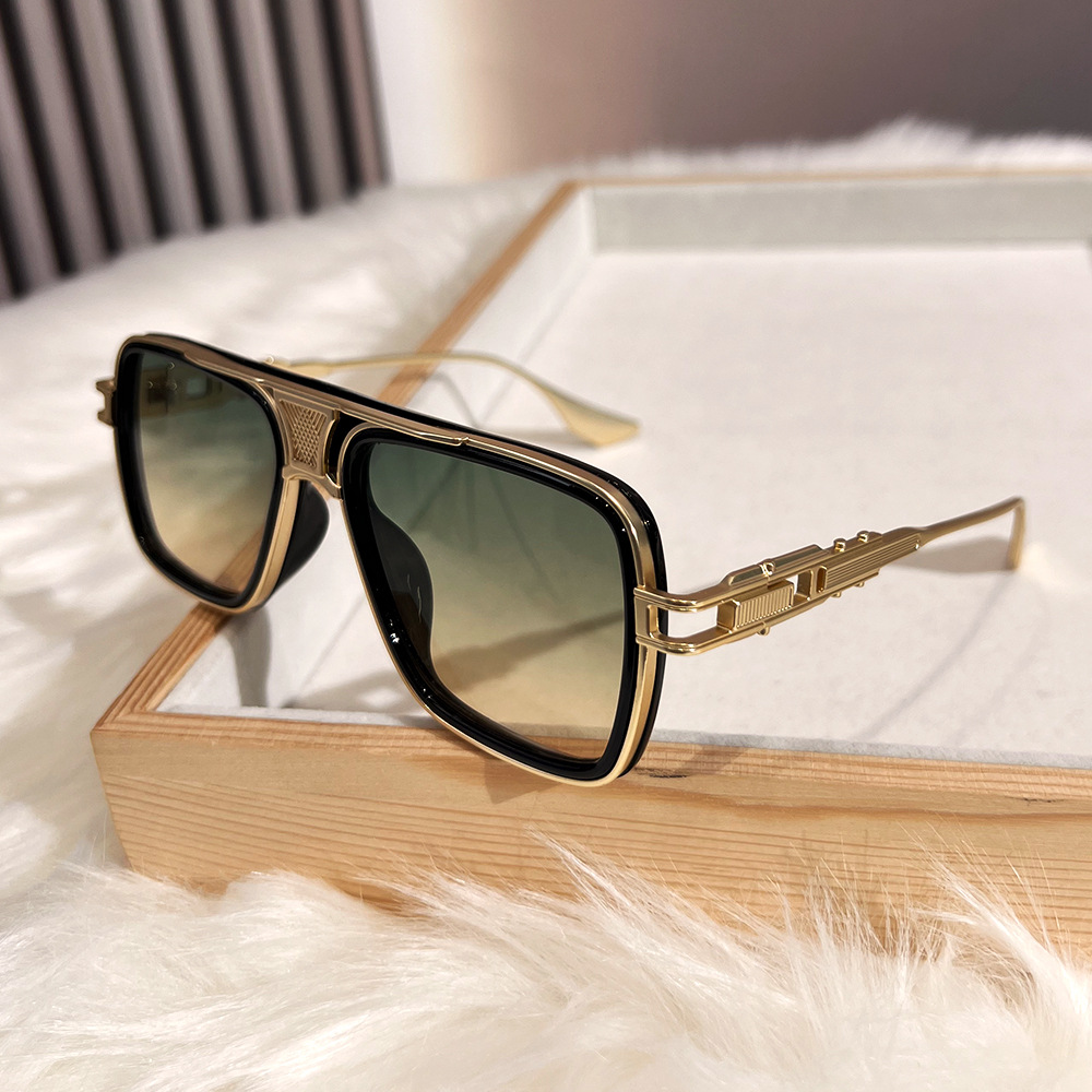 25 nueva moda transfronteriza, caja de metal de lujo ligero, gafas de sol de moda para hombres y mujeres, cómodas de usar, exclusivas para los tiranos locales de Oriente Medio