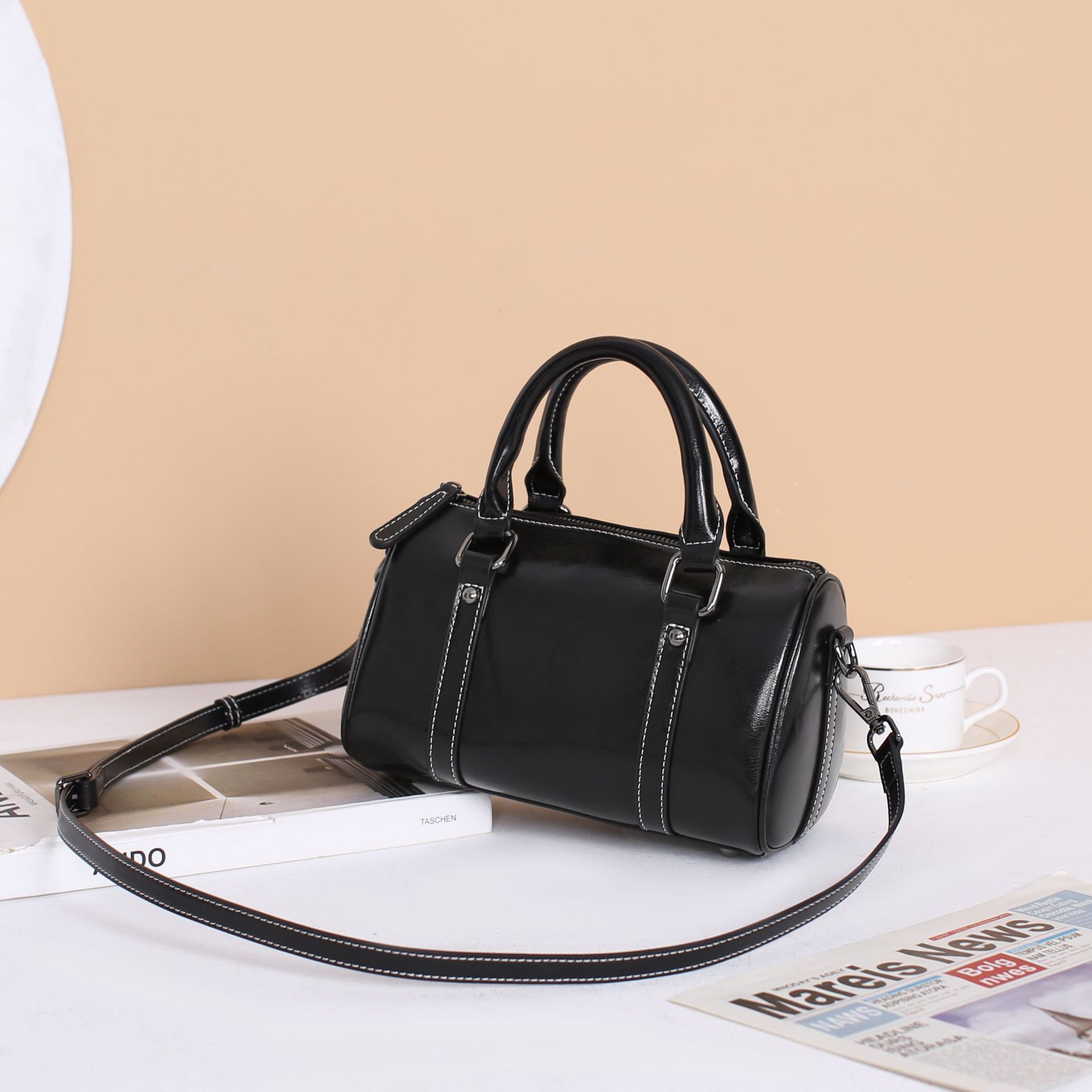 牛革オイルワックスレザーレトロピローバッグ人気ファッションボストンショルダークロスボディ実用クロスボーダークラシックレザー