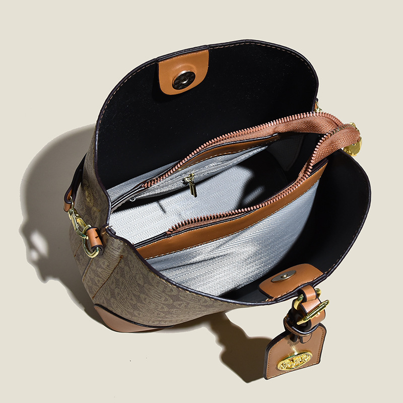 2023 automne nouvelle diffusion en direct bon style imprimé sac seau de grande capacité pour femmes PU couleur contrastée large bandoulière sac à bandoulière_voghion.com