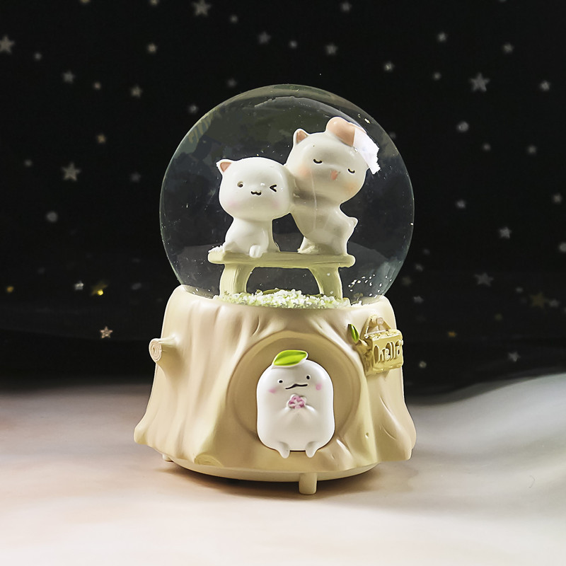 Nueva bola de cristal de mapache rosa pequeña, nieve, caja de música luminosa, luz nocturna, caja de música de regalo, artesanía de una pieza