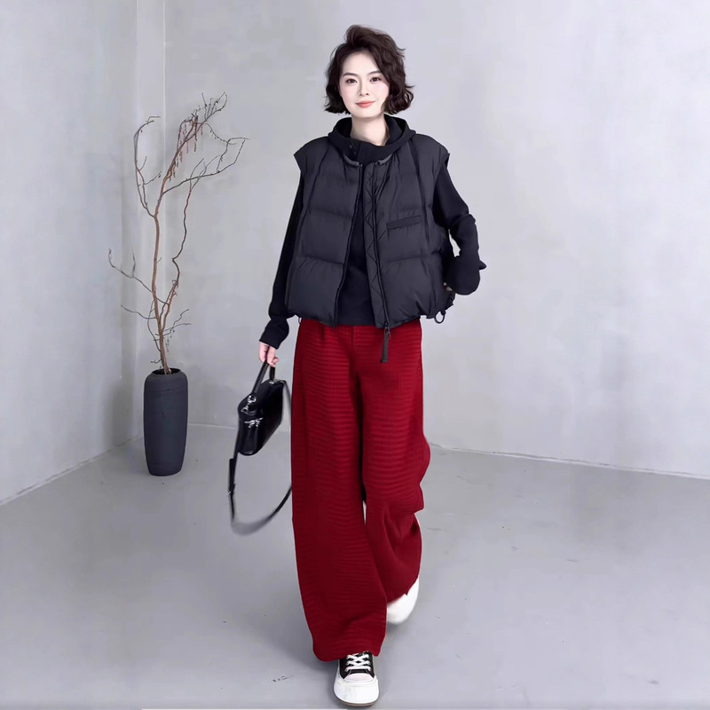 Popular High-End White Duck down Vest for Women 2025 Autumn and Winter Fashionable and Super Nice Sleeveless down Jacket Short Jacket Popular High-End White Duck down Vest for Women 2025 Autumn and Winter Fashionable and Super Nice Sleeveless down Jacket Short Jacket