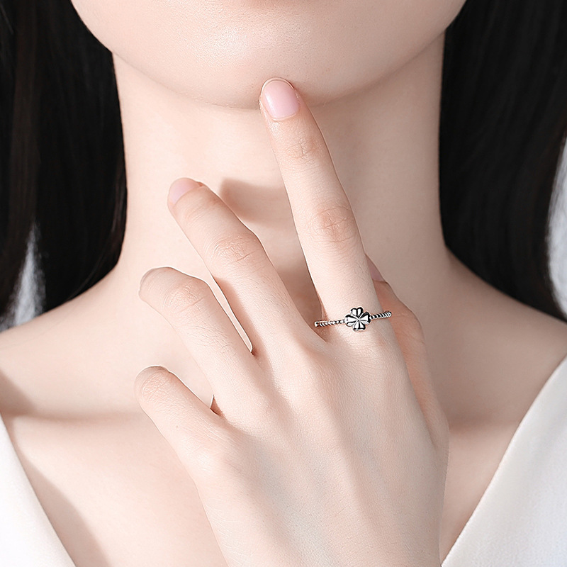 Trébol s925 anillo de plata esterlina mujer japonesa y coreana personalidad de moda estudiante fresco anillo abierto moda coreana simple