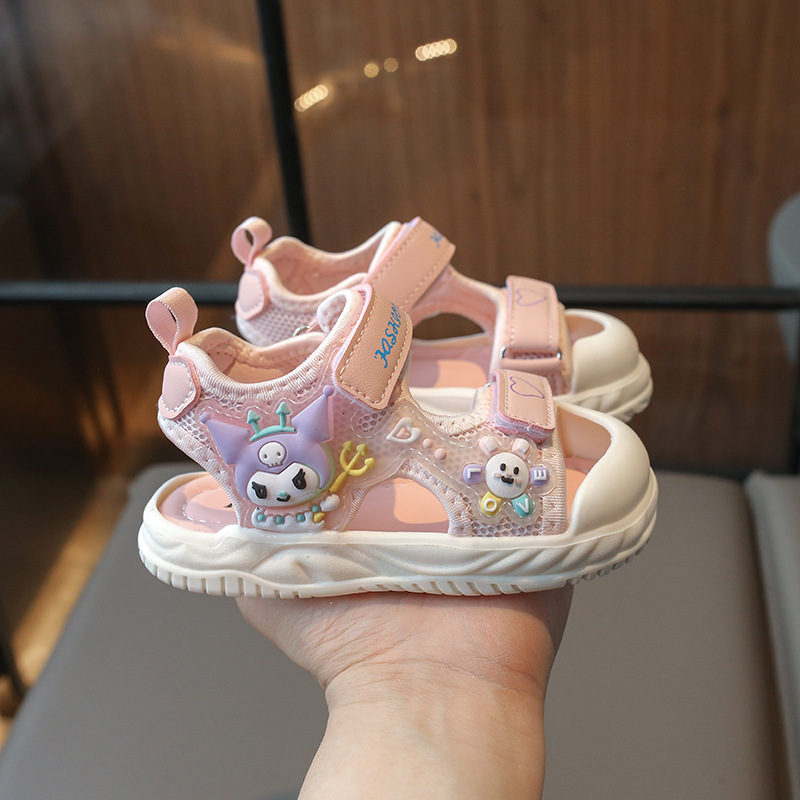 Nuevos zapatos para niños de verano antideslizantes suela suave zapatos para bebés de verano luces brillantes sandalias de princesa para niñas de dibujos animados lindos