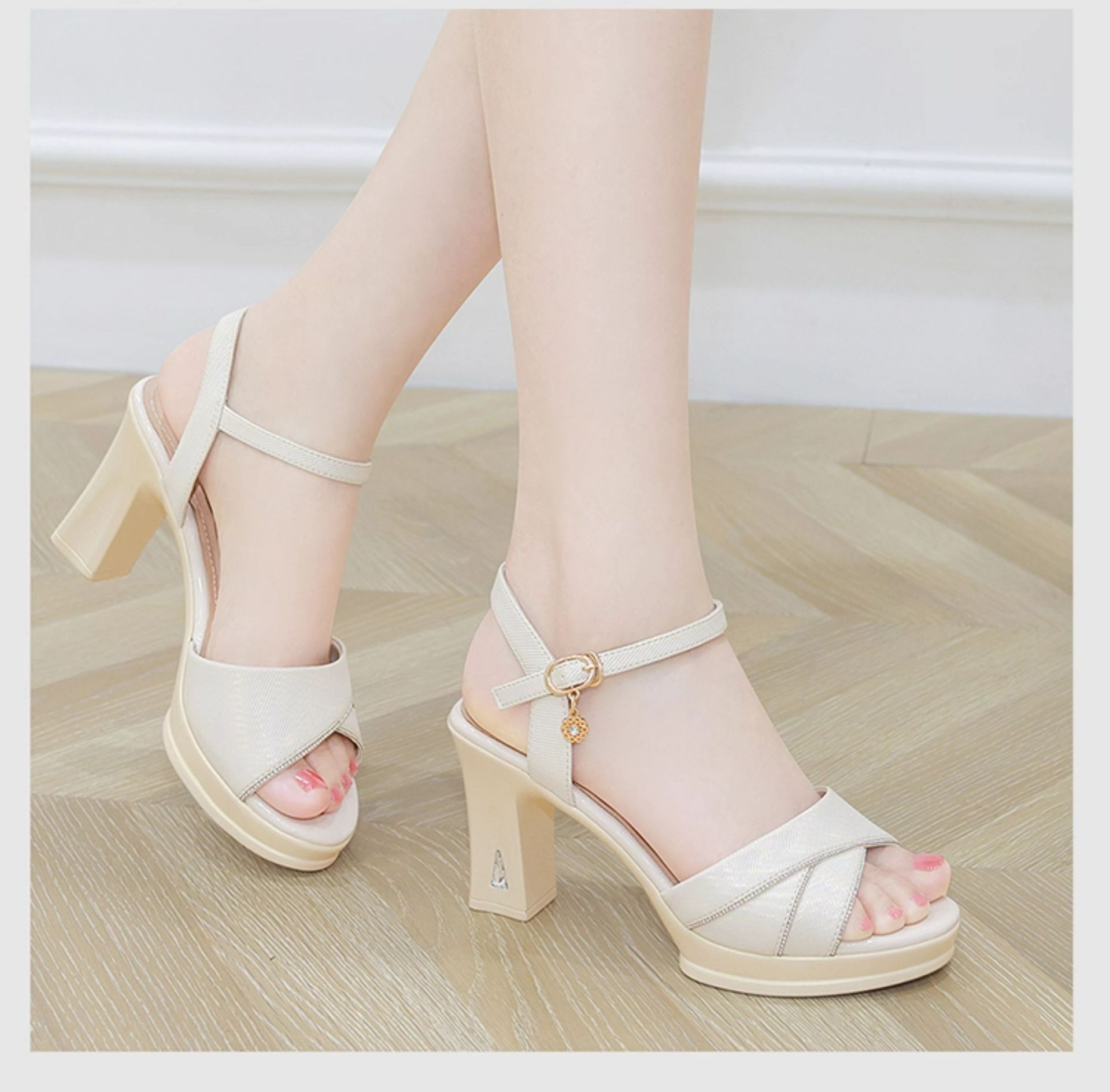 Sandal cao gót nữ hở mũi quai ngang gót vuông ổn định — FN0231/0941 màu đen, FN0231/ 0941m màu chi tiết 2