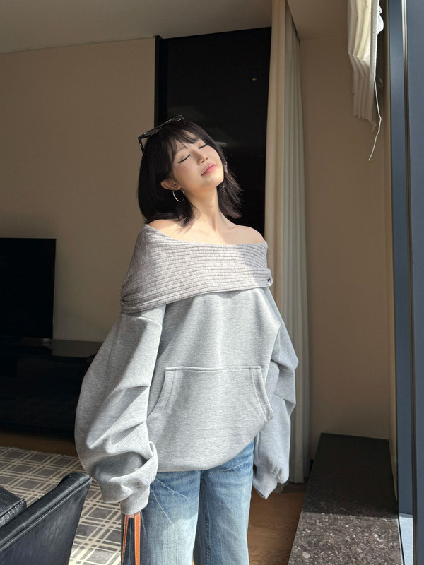 2025秋季新款韩版宽松慵懒风一字肩卫衣女设计感小众上衣|undefined