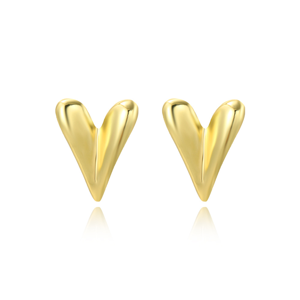 Copper Material 1 Pair Simple Style Heart Shape Plating Copper Gold Plated Ear Studs