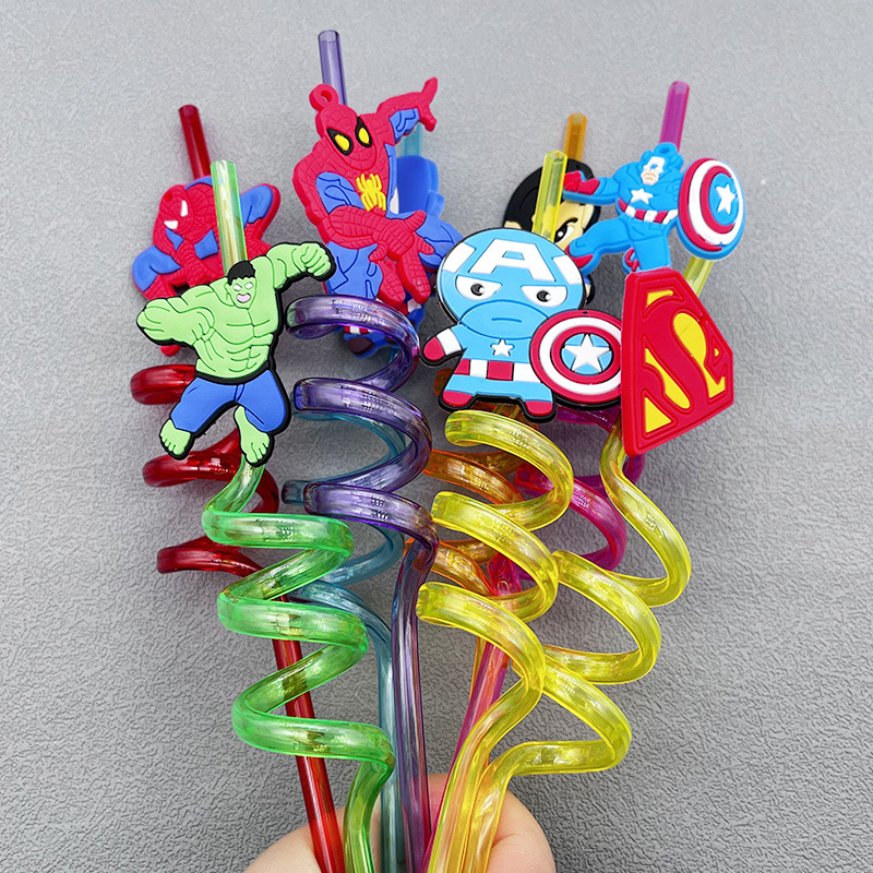Spider-Man PVC flexible pegamento decoración paja para niños pequeño regalo al por mayor Paja en forma de Héroe de dibujos animados transfronterizos de Marvel