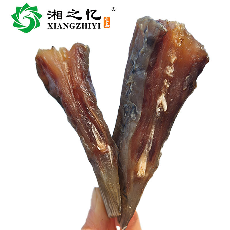 风干鱼尾厂家 湖北特产风干草鱼尾 阳干草鱼尾 腊鱼尾 腊鱼尾巴