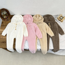 韩版冬款婴儿连体衣宝宝ins水貂绒可爱百天衣服小熊包脚外出爬服