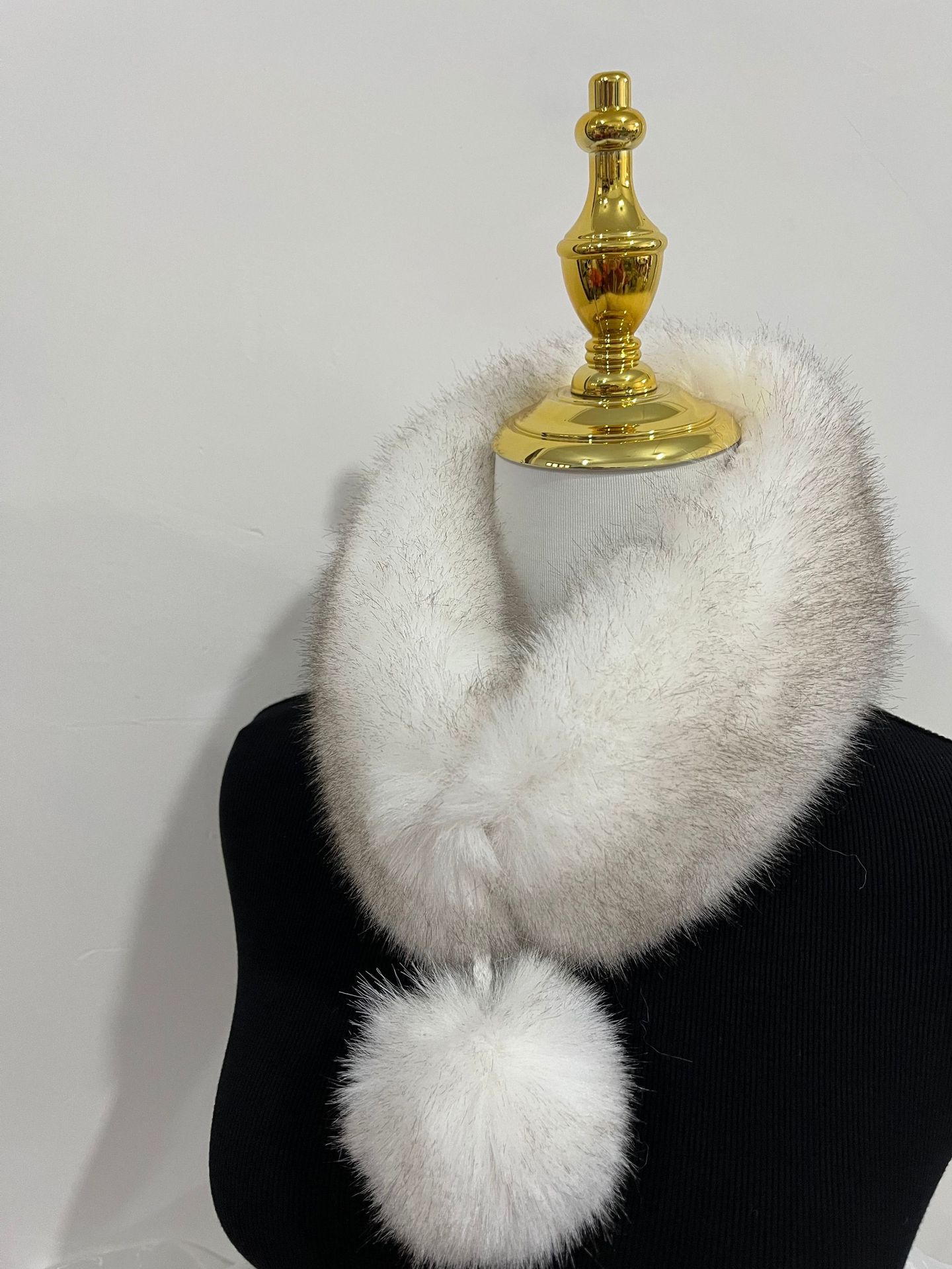 Белый краситель