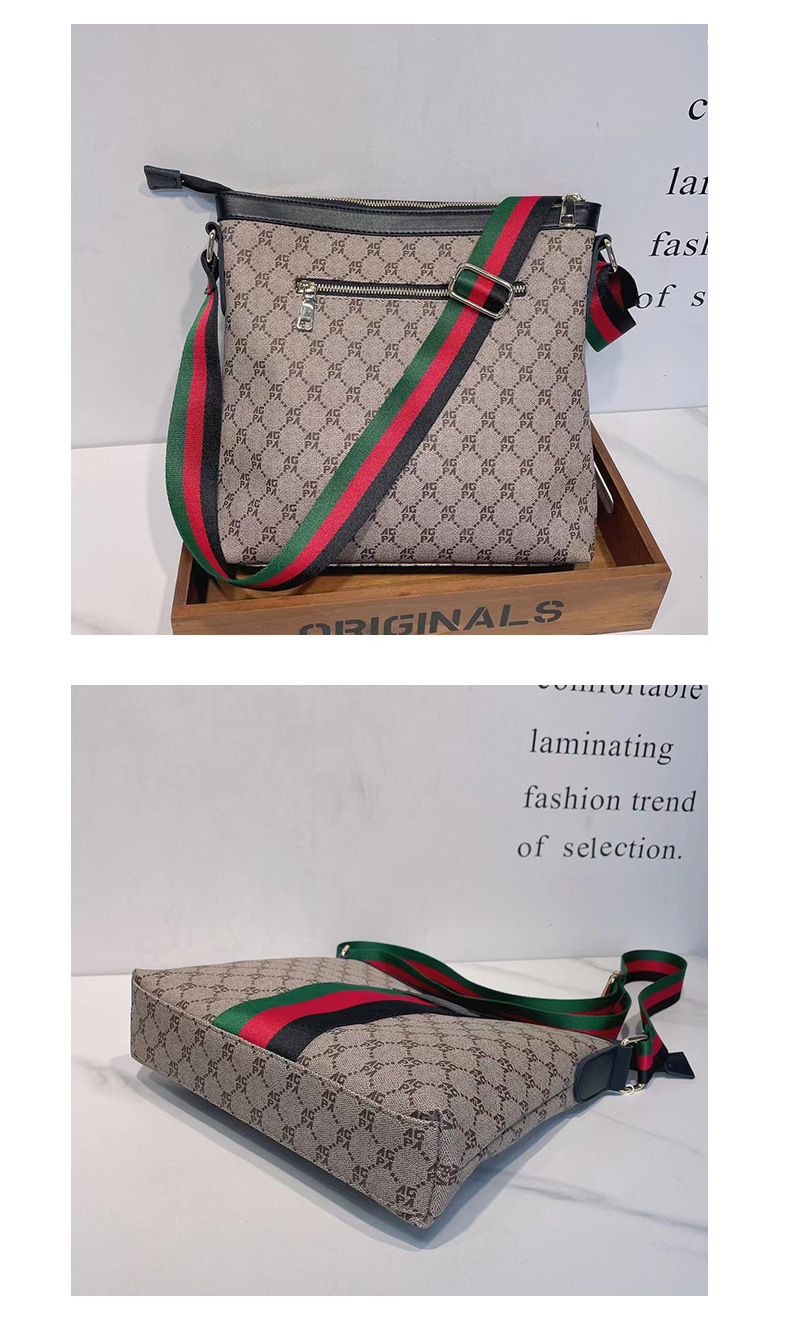 Trendy brand bag letter print women's crossbody bag large capacity shoulder bag fashionable commuter bag simple casual women's bag_voghion.com