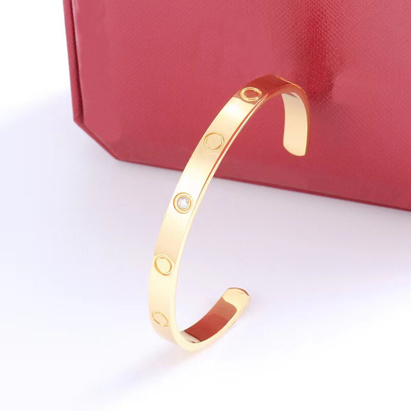 Factory Direct Sales C-Shaped Bracelet, Non-Fading European and American Style Couple Stainless Steel Bracelet, Foreign Trade Cross-Border