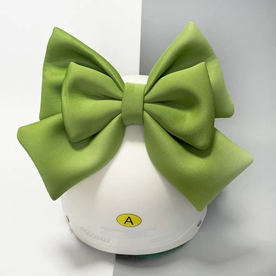 Motosiklet dəbilqələri, Laimeng senior sister helmet decoration - double-layer-luxury-bow-velcro-grass-green