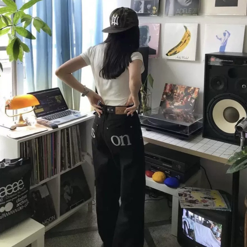 Korean Designer As*N Letter Print High-Waisted Jeans Korean Style Women's Slimming Straight Casual Pants for Women Korean Designer As*N Letter Print High-Waisted Jeans Korean Style Women's Slimming Straight Casual Pants for Women