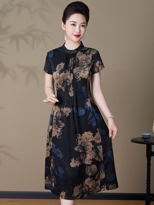 High-End Heavy Silk Dress for Women, Summer Wear for Middle-Aged and Elderly Mothers, Elegant and Classy Xiangyun Silk Dress