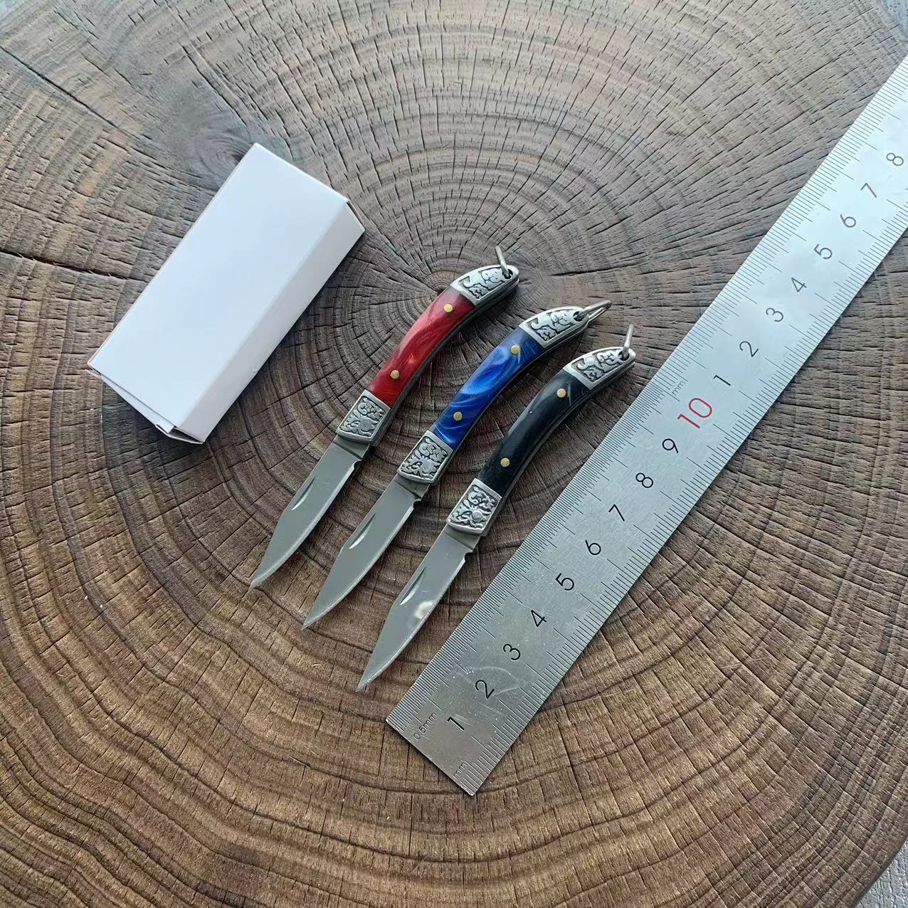 户外折叠小刀钥匙刀便携水果刀家用折叠小刀子野外刀具露营小刀