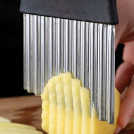 加厚切片波浪纹狼牙土豆刀不锈钢切土豆波浪刀厨房切菜神器现货