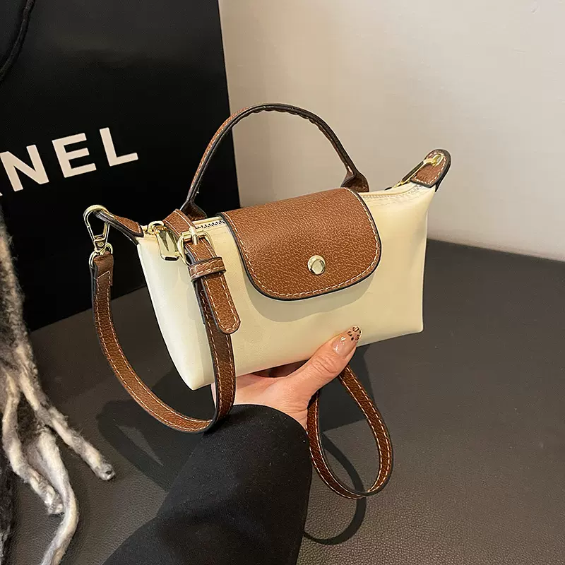 跨境复古时尚包包女2025春季高级感单肩斜挎包手拎质感尼龙饺子包